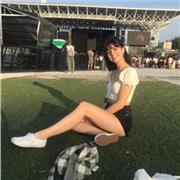 Studentessa di fisica offre ripetizioni a ragazzi di superiori, medie e elementari